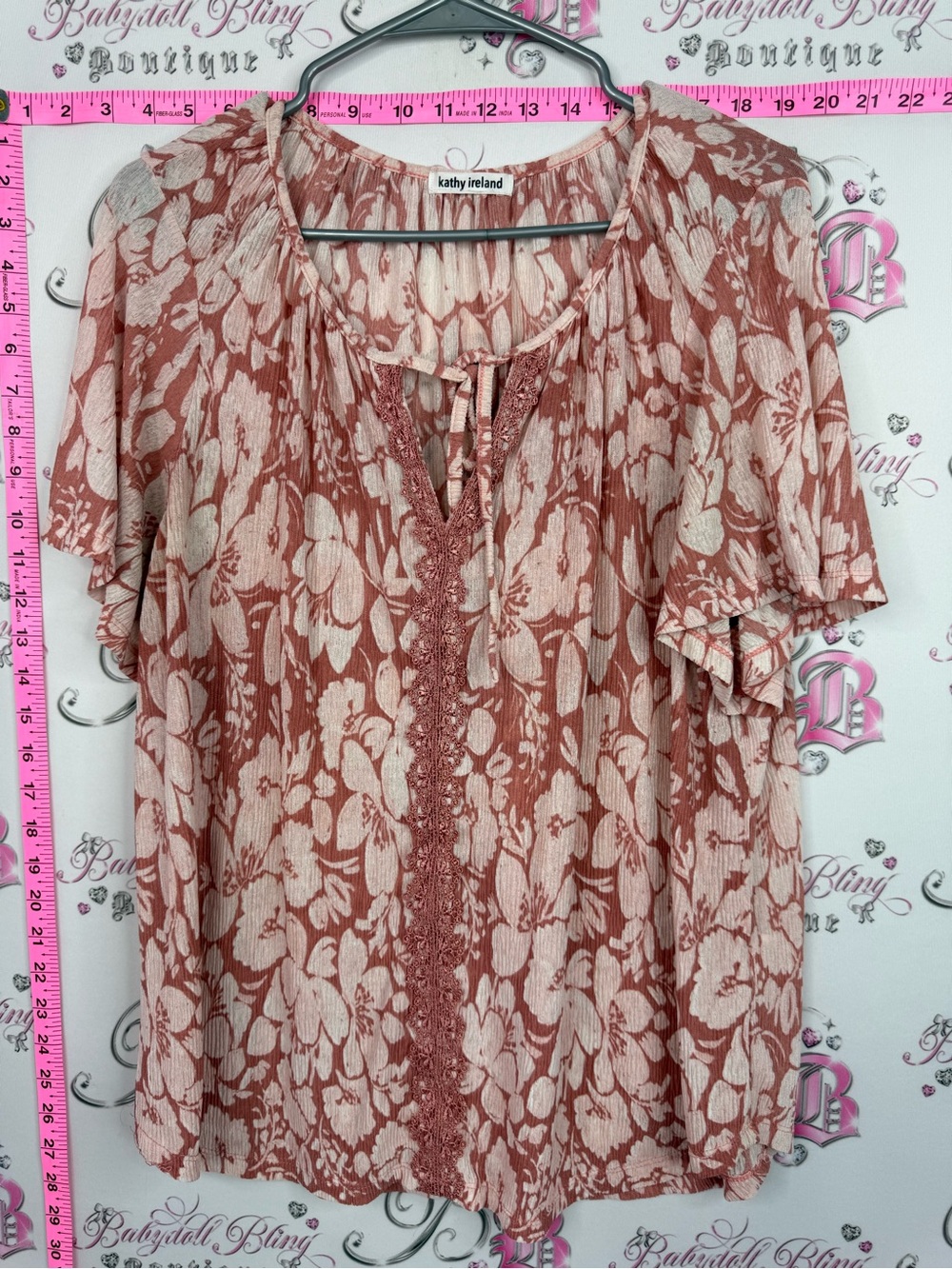 kathy ireland Rust and Cream Floral Tie-Front Short Sleeve Top